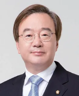 강효상