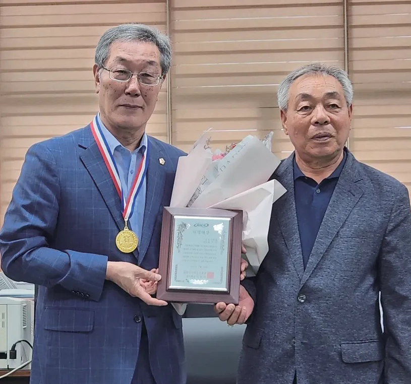권기익