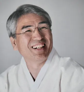 권오춘
